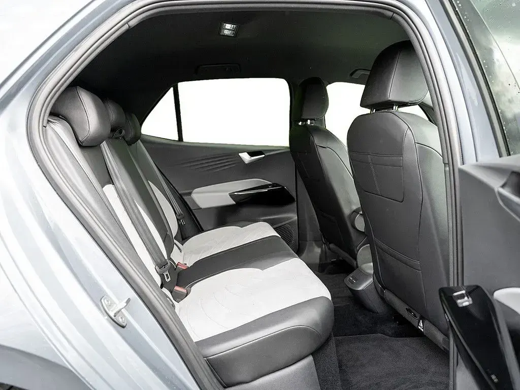 Gebraucht VW ID.3 Pro Performance 150 kW (204 PS) 2023 Stonewashed blue Kleinwagen