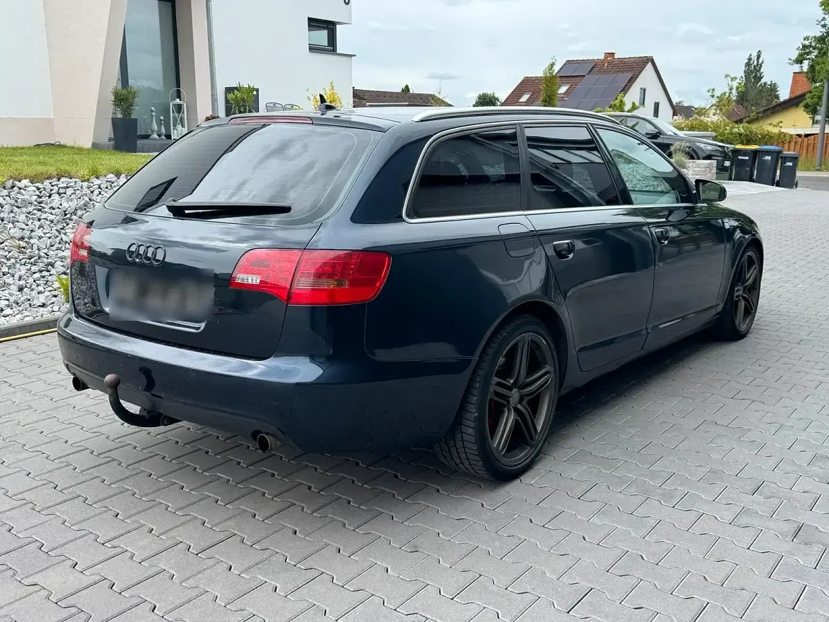Gebraucht Audi A6 Basis 225 PS (165 kW) 2006 Blau Kombi