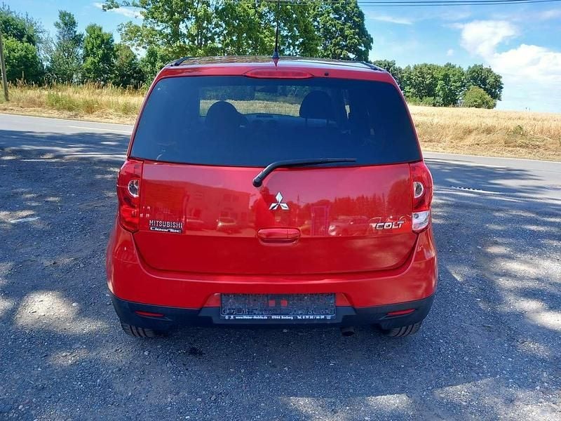 Gebraucht Mitsubishi Colt Edition 75 PS (55 kW) 2012 P04 (amadien) rot Limousine