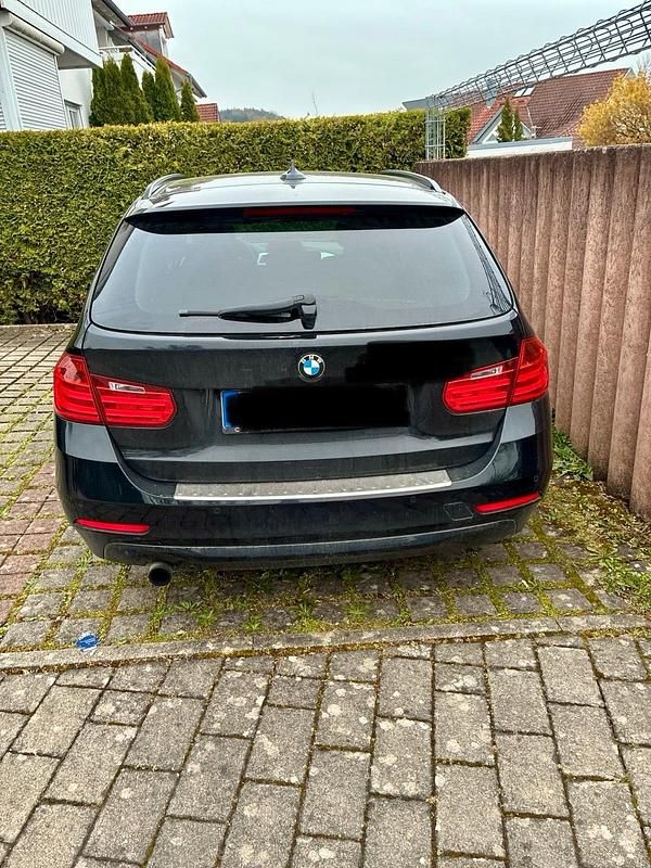 Gebraucht BMW 316 136 PS (100 kW) 2013 Schwarz Kombi