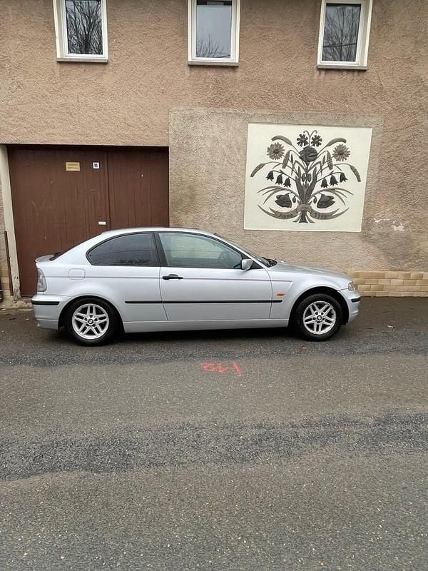 Gebraucht BMW 316 116 PS (85 kW) 2001 Silber Coupé