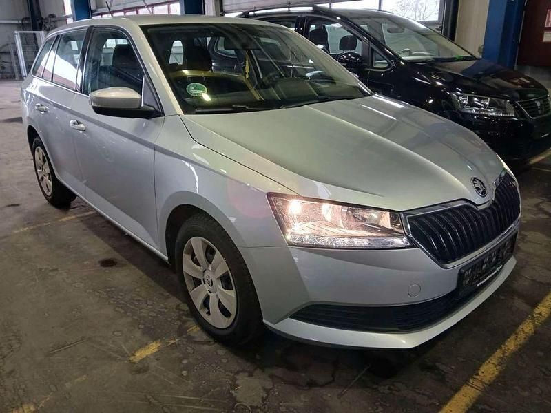 Silber Gebraucht 2019 Skoda Fabia Cool Plus Kombi | 9.990 € (Etwas zu teuer) - Bild 1/3