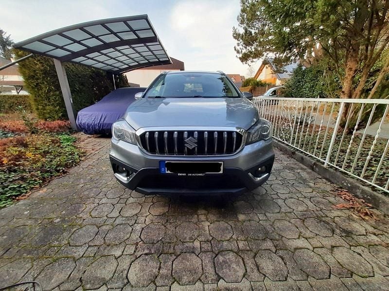 Gebraucht Suzuki SX4 S-Cross 140 PS (102 kW) 2020 Grau SUV