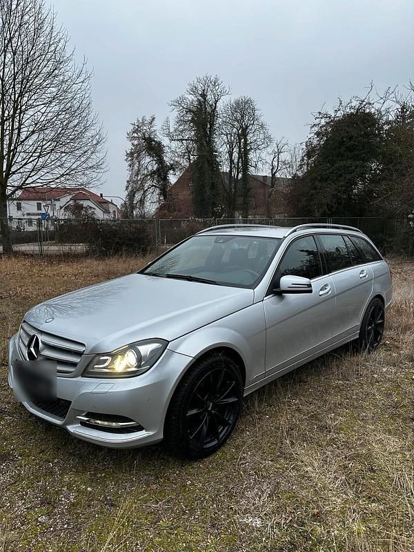 Gebraucht Mercedes C350 265 PS (194 kW) 2012 Silber Kombi