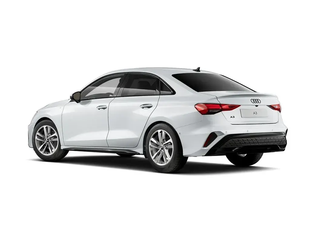 Gebraucht Audi A3 S-Line 150 PS (110 kW) 2025 Gletscherweiß metallic Limousine