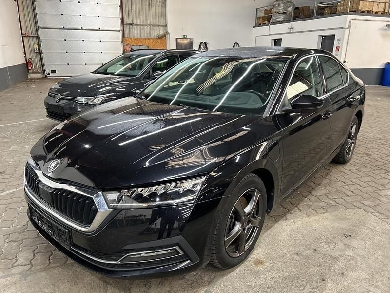 Gebraucht Skoda Octavia Style 150 PS (110 kW) 2022 Schwarz Limousine