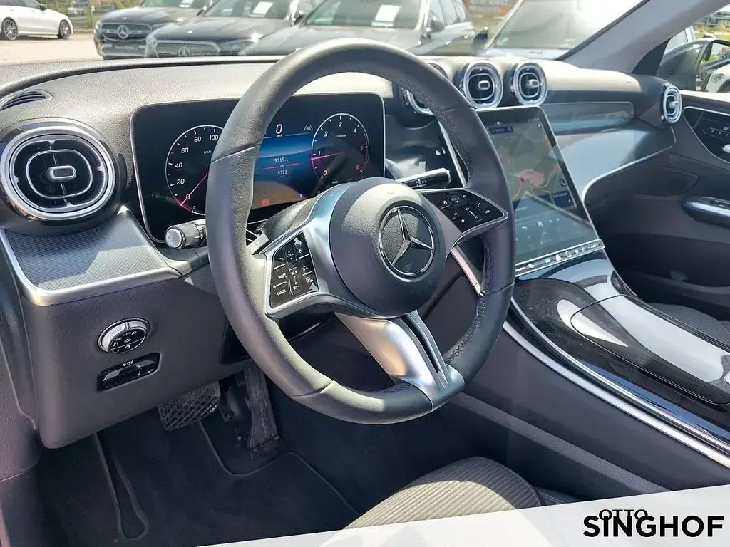 Gebraucht Mercedes GLC220 197 PS (144 kW) 2025 Grau SUV