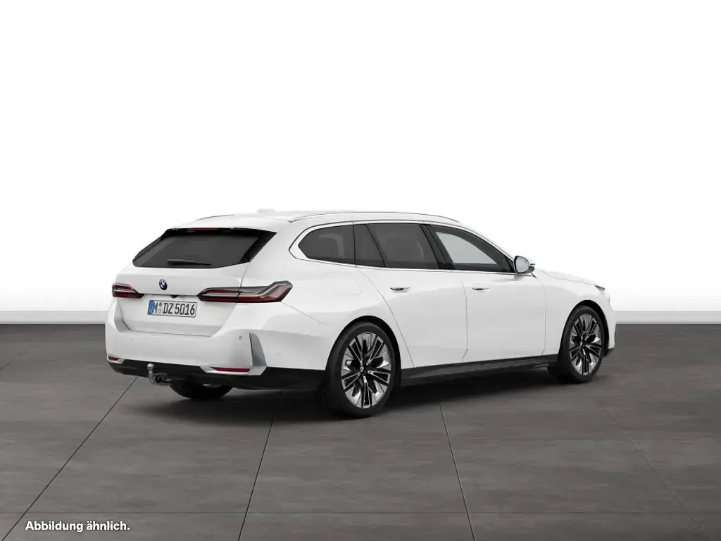 Gebraucht BMW 520 197 PS (144 kW) 2026 Weiß Kombi
