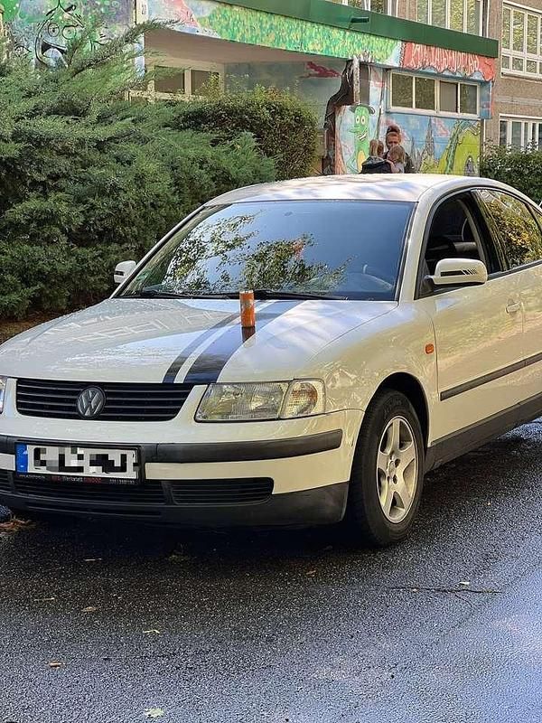 Gebraucht VW Passat 150 PS (110 kW) 1997 Weiß Limousine