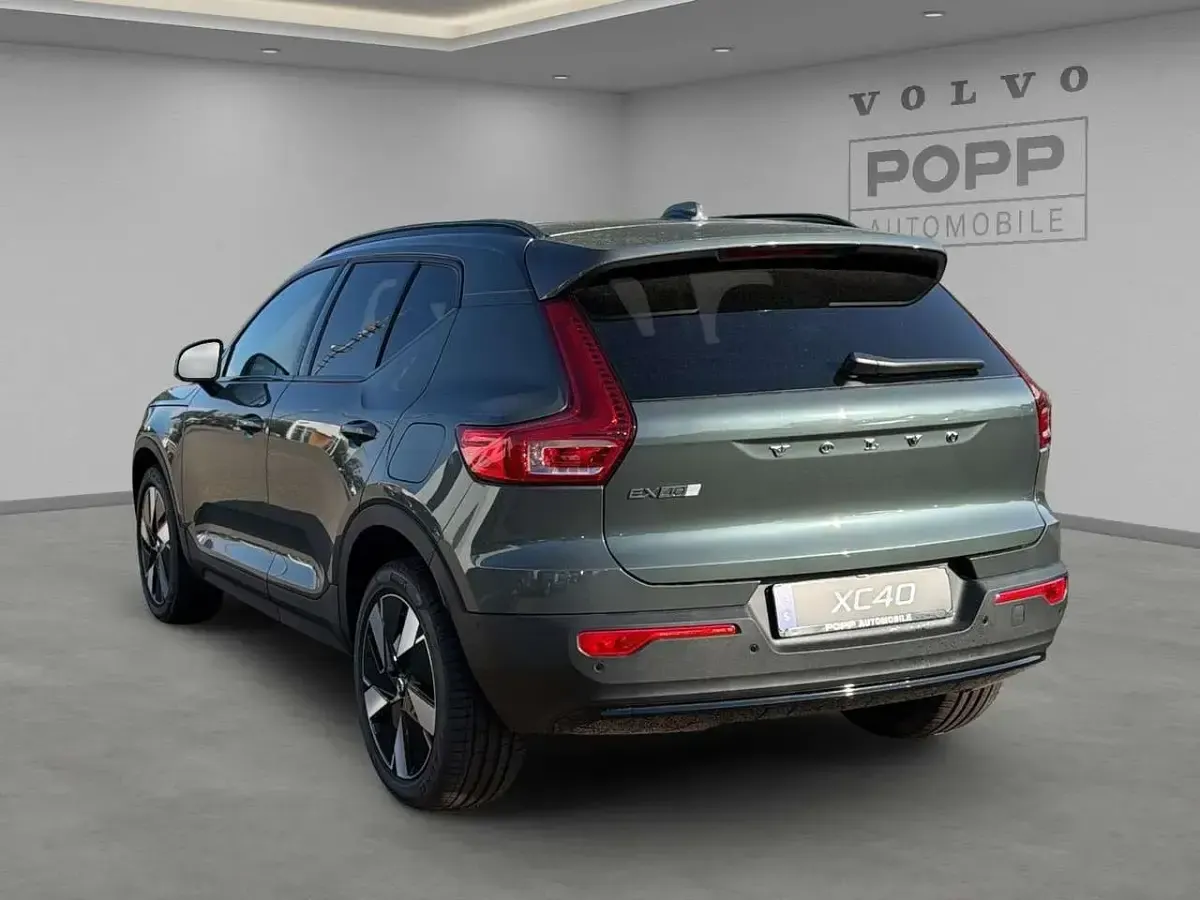 Gebraucht Volvo EX40 Plus 185 kW (252 PS) 2026 Forest lake SUV