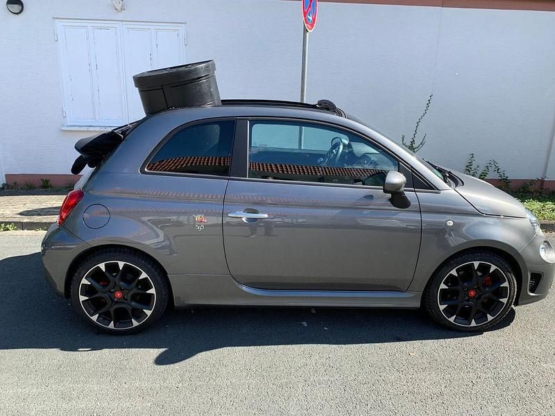 Gebraucht Abarth 595C 145 PS (106 kW) 2017 Grau Cabrio