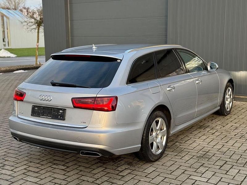 Gebraucht Audi A6 Business 218 PS (160 kW) 2015 Silber Kombi