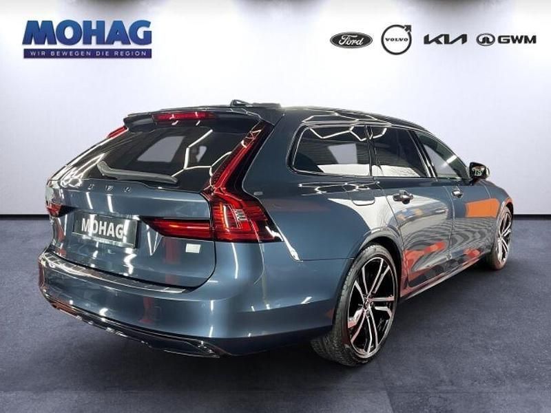 Gebraucht Volvo V90 Ultimate 456 PS (335 kW) 2023 Blau Kombi