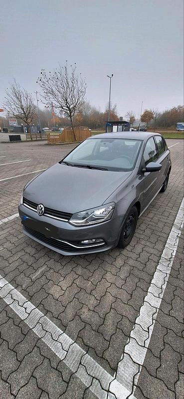 Grau Gebraucht 2015 VW Polo Kleinwagen | 5.200 € (Guter Preis) - Bild 1/4