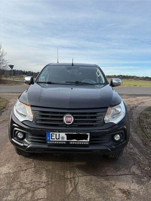 Gebraucht Fiat Fullback 181 PS (133 kW) 2017 Schwarz Pickup