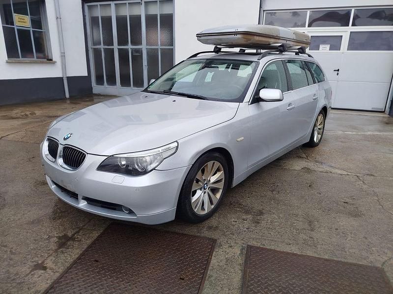 Gebraucht BMW 545 Comfort Edition 333 PS (244 kW) 2004 Grau Kombi