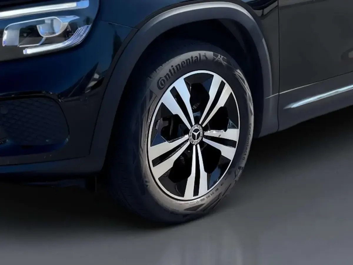 Gebraucht Mercedes GLB220 Progressive 190 PS (139 kW) 2023 Nachtschwarz SUV