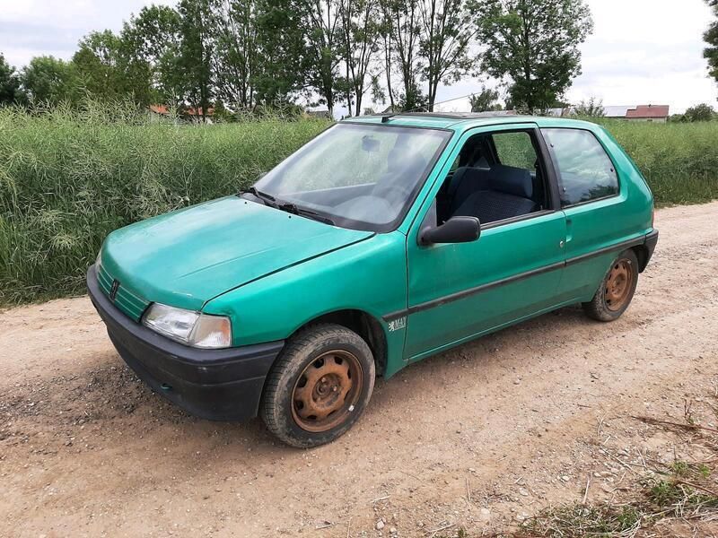 Grün Gebraucht 1994 Peugeot 106 Kleinwagen | 499 € - Bild 1/4
