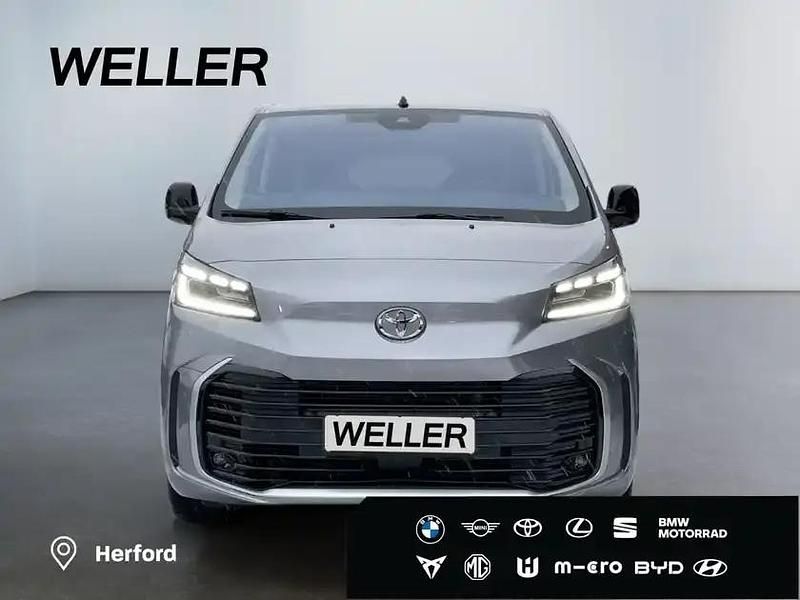 Gebraucht Toyota Proace Team 177 PS (130 kW) 2025 Silver metallic (silber) Van / Kleinbus