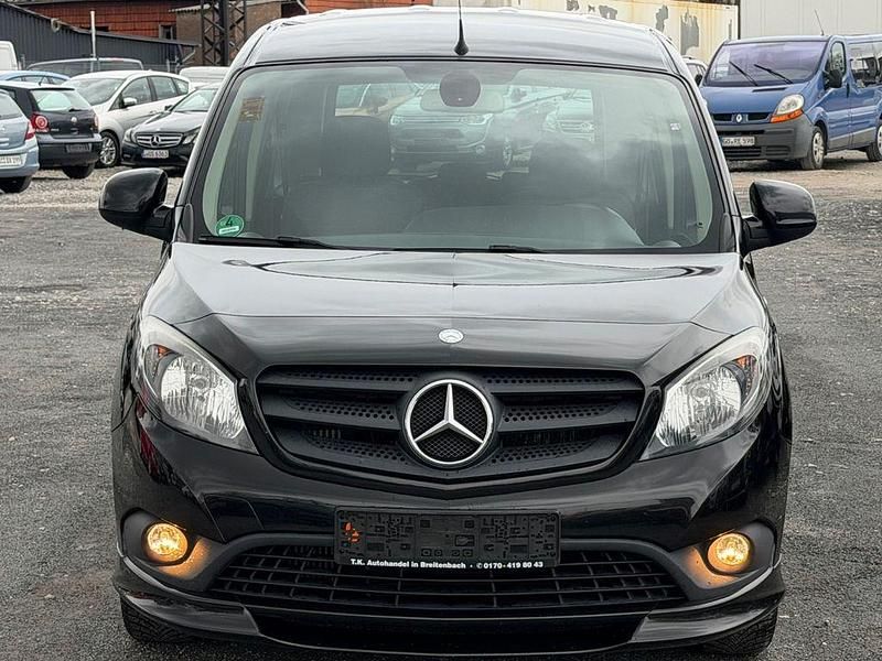 Gebraucht Mercedes Citan 111 110 PS (80 kW) 2017 Schwarz Kombi