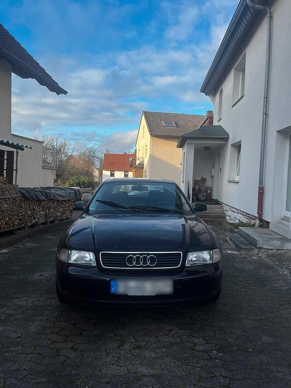 Andere farben Gebraucht 1995 Audi A4 Limousine | 1.200 € - Bild 1/4