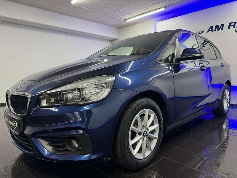 Gebraucht BMW 216 116 PS (85 kW) 2017 Mediterranblau metallic Van / Kleinbus