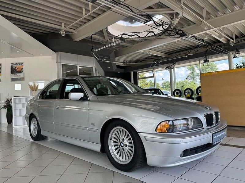 Gebraucht BMW 520 170 PS (125 kW) 2001 Silber Limousine