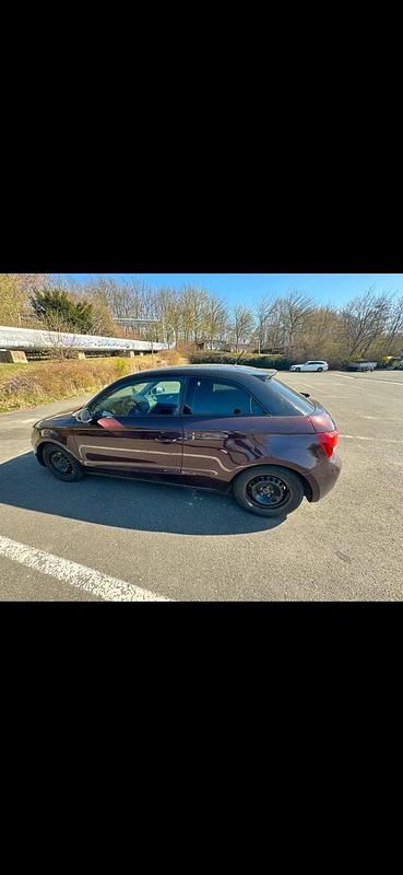 Gebraucht Audi A1 Sport 122 PS (89 kW) 2011 Andere farben Kleinwagen