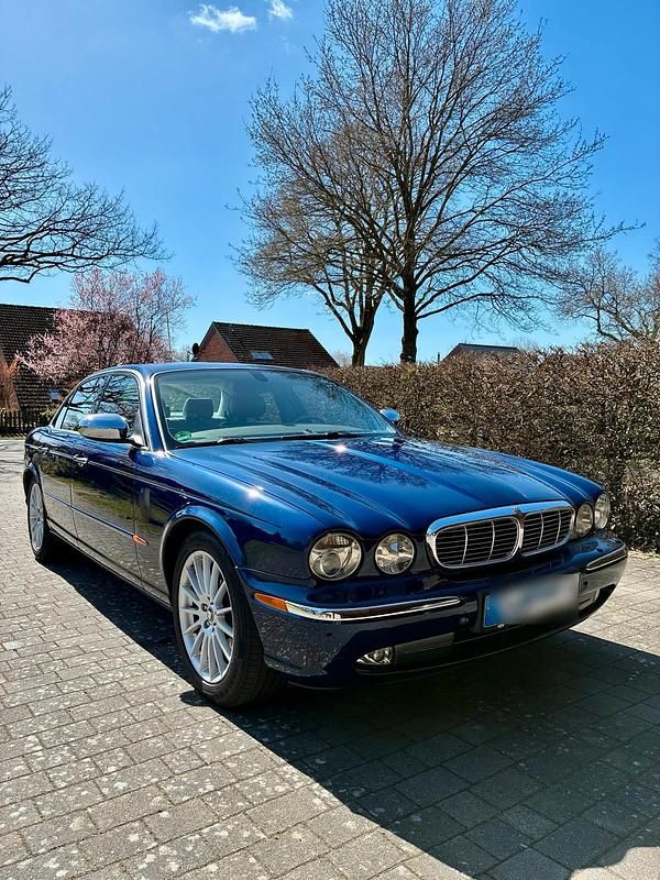 Gebraucht Jaguar XJ8 258 PS (189 kW) 2004 Blau Limousine