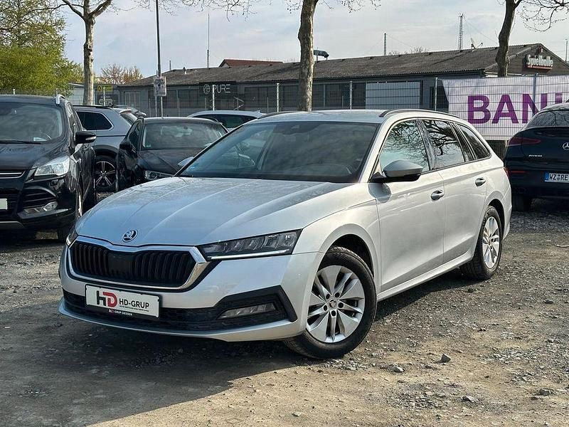 Second-hand Skoda Octavia Ambition 150 CP (110 kW) 2020 Argintiu Break