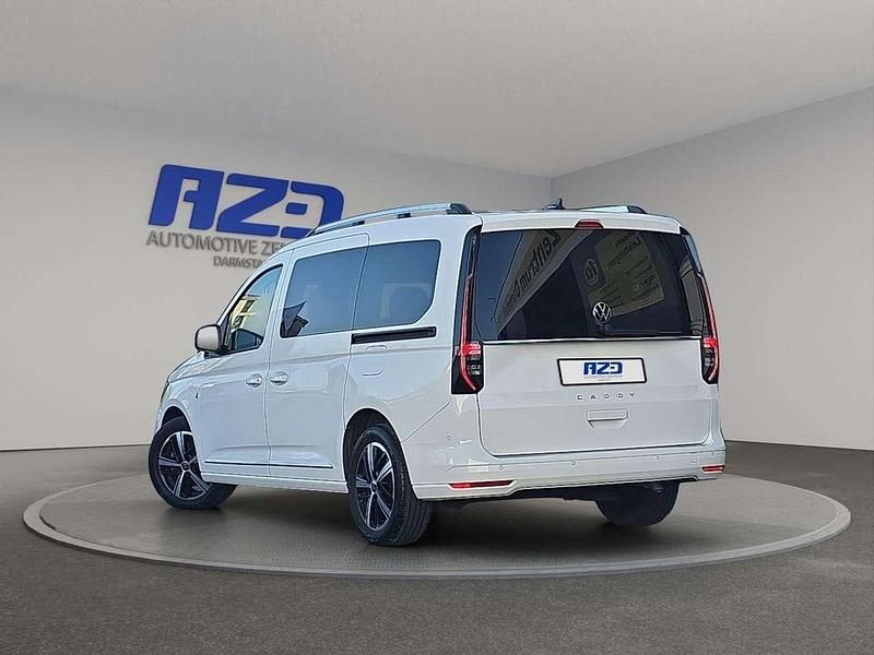 Gebraucht VW Caddy 122 PS (89 kW) 2022 Candyweiß Van / Kleinbus