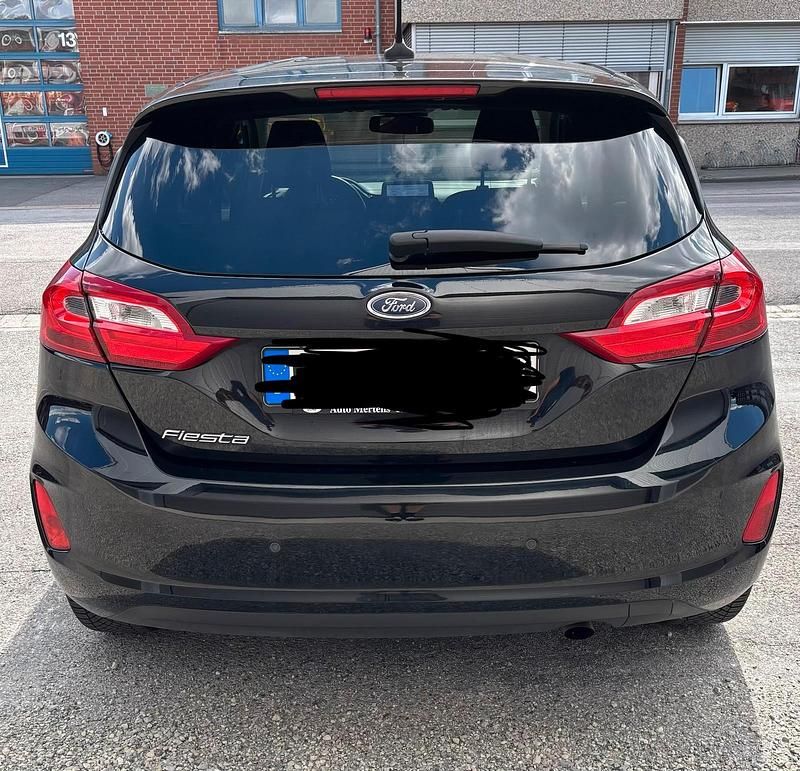Gebraucht Ford Fiesta Titanium 95 PS (69 kW) 2021 Schwarz Kleinwagen