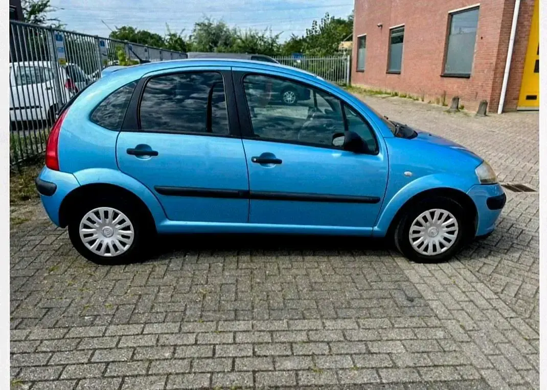 Gebraucht Citroën C3 60 PS (44 kW) 2004 Blau Kleinwagen