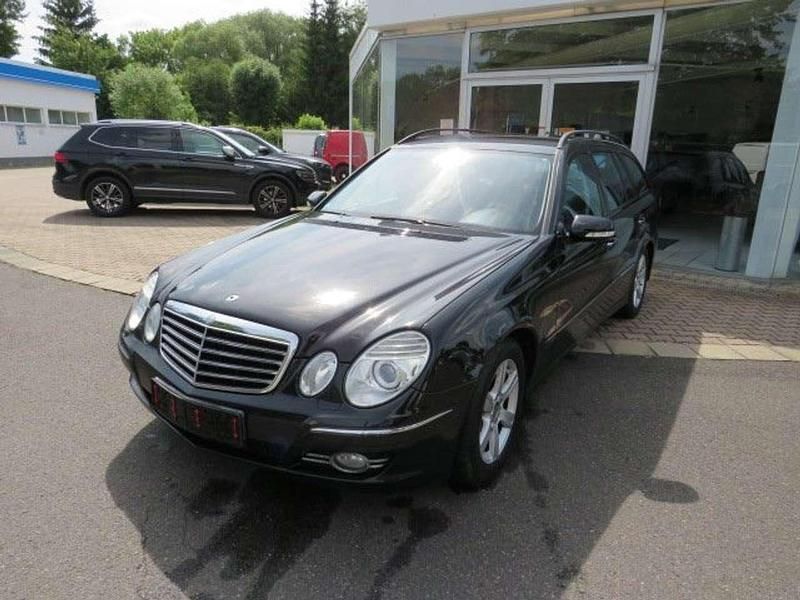 Gebraucht Mercedes E220 170 PS (125 kW) 2006 Obsidianschwarz  metalliclack Kombi