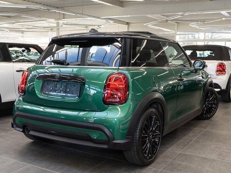 Gebraucht Mini Cooper 136 PS (100 kW) 2023 Grün Kleinwagen