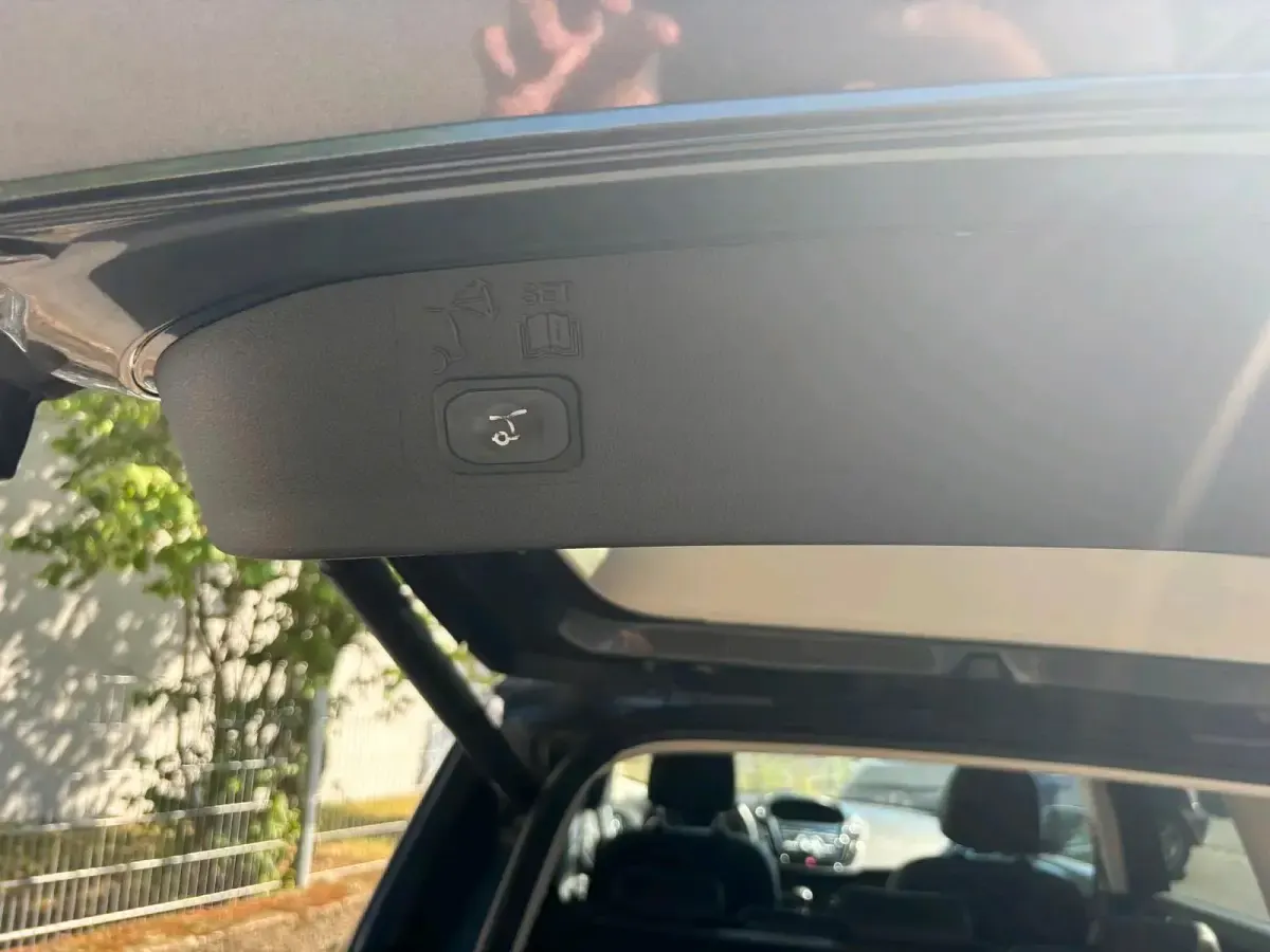 Gebraucht Ford Kuga 150 PS (110 kW) 2015 Grau SUV