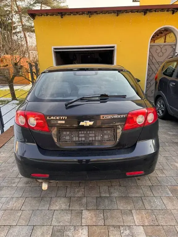 Gebraucht Chevrolet Lacetti 109 PS (80 kW) 2010 Schwarz Kleinwagen