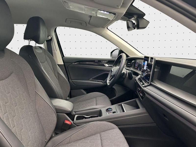 Gebraucht VW Tayron Life 193 PS (141 kW) 2025 Grenadillschwarz metallic SUV