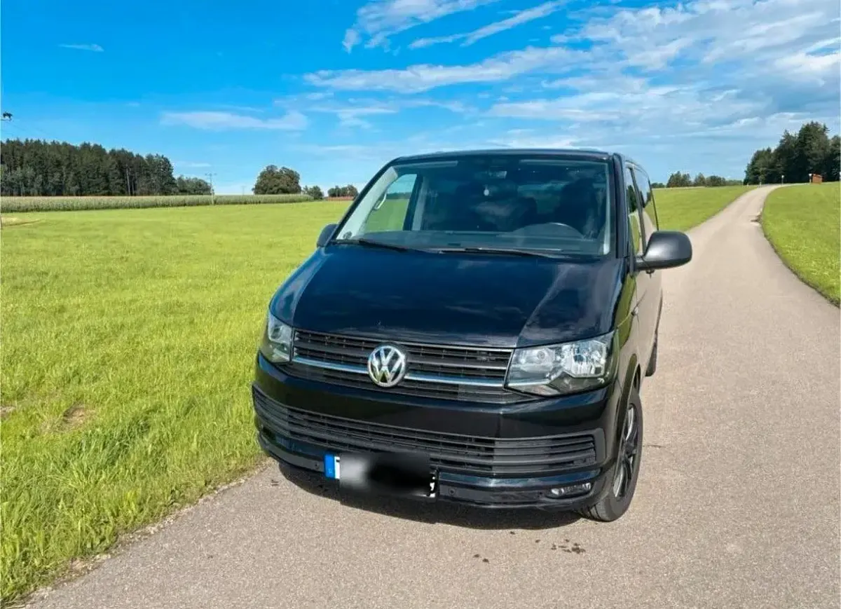Gebraucht VW Multivan 150 PS (110 kW) 2018 Schwarz Van / Kleinbus