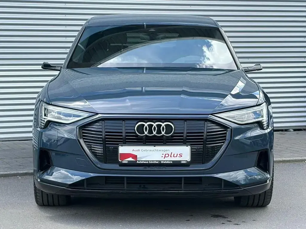 Gebraucht Audi e-tron Sportback Advanced Plus 300 kW (408 PS) 2022 Plasmablau metallic SUV