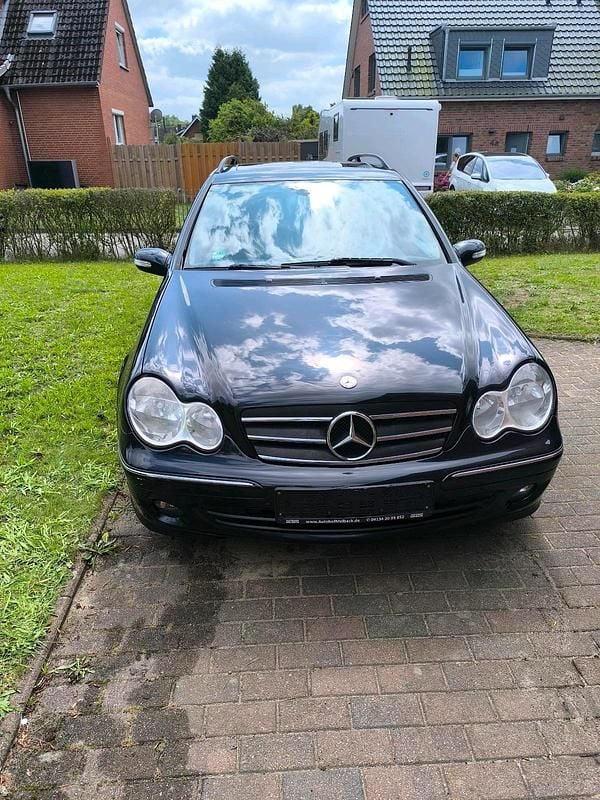 Schwarz Gebraucht 2006 Mercedes C280 Limousine | 2.400 € (Superpreis) - Bild 1/4