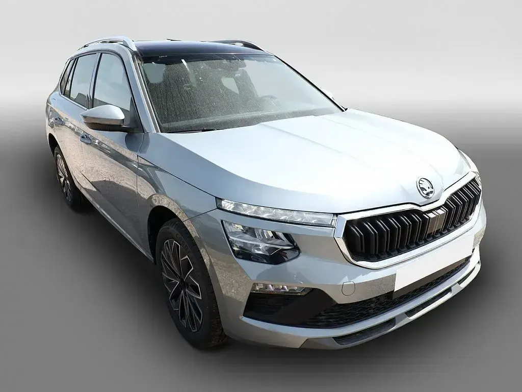 Nowe Skoda Kamiq Dynamic 150 KM (110 kW) 2026 Srebrny SUV
