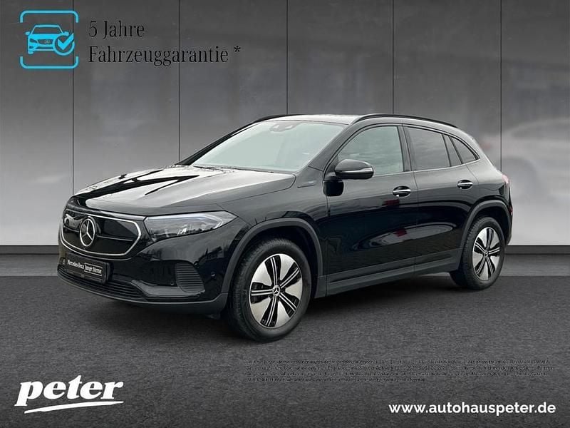 Unilack nachtschwarz Gebraucht 2022 Mercedes EQA250 Electric Art SUV | 28.790 € (Guter Preis) - Bild 1/4