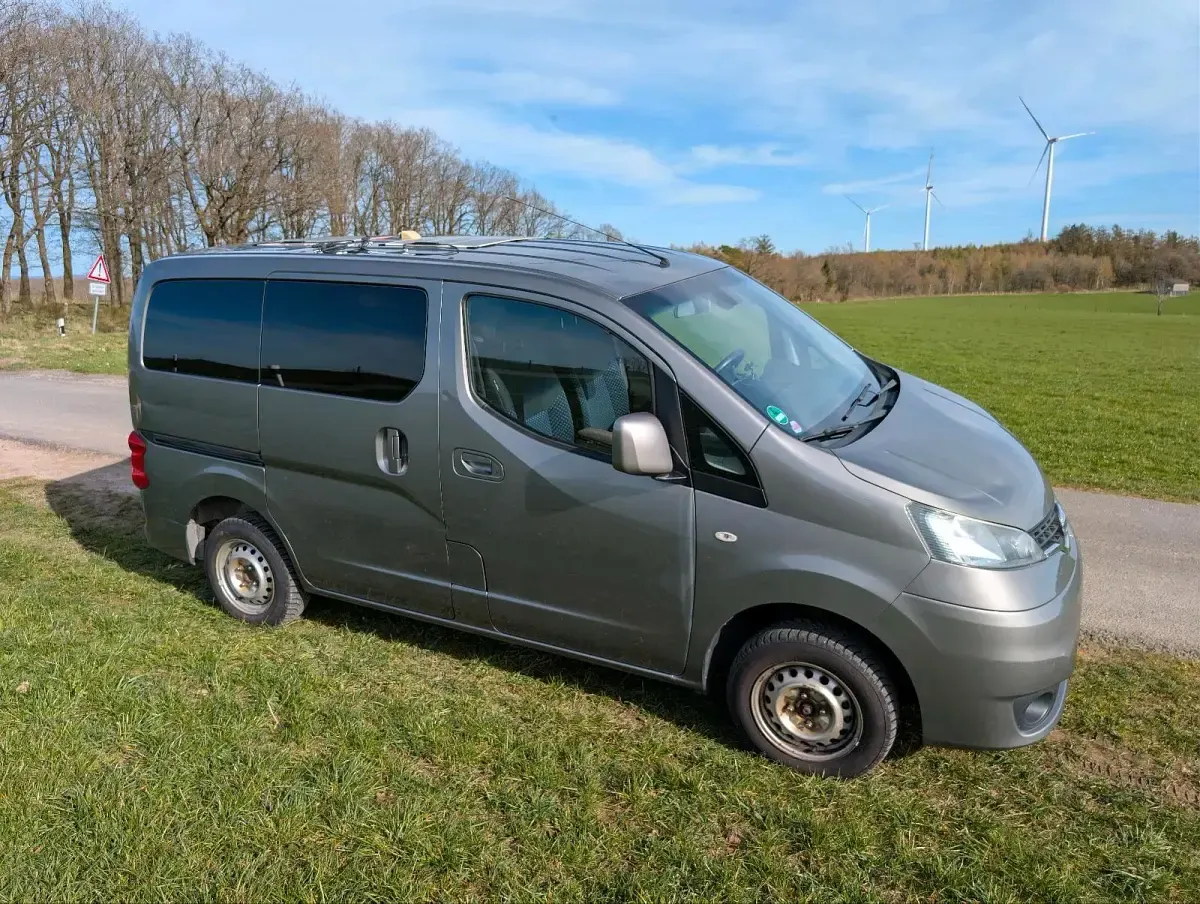 Gebraucht Nissan Evalia 110 PS (80 kW) 2013 Grau Van / Kleinbus