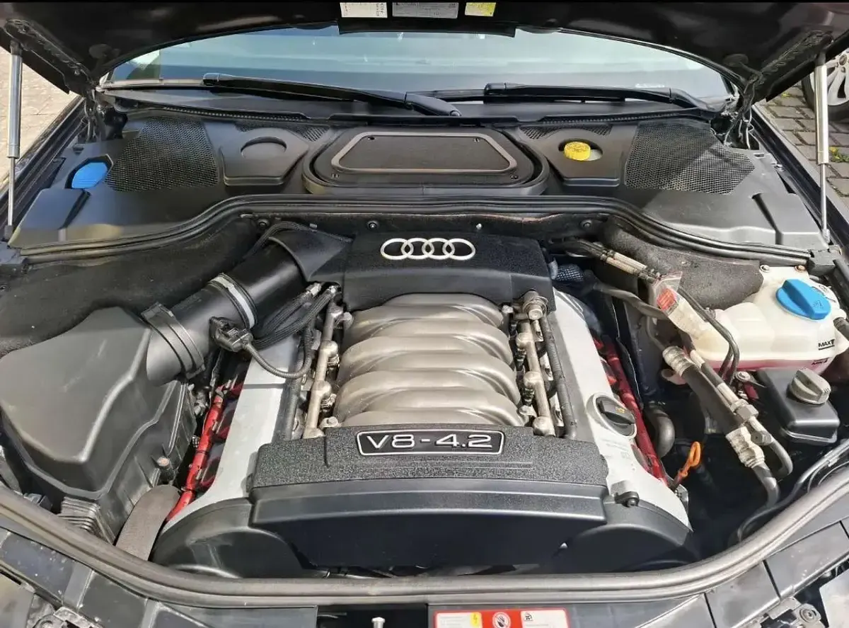 Gebraucht Audi A8 334 PS (245 kW) 2003 Limousine
