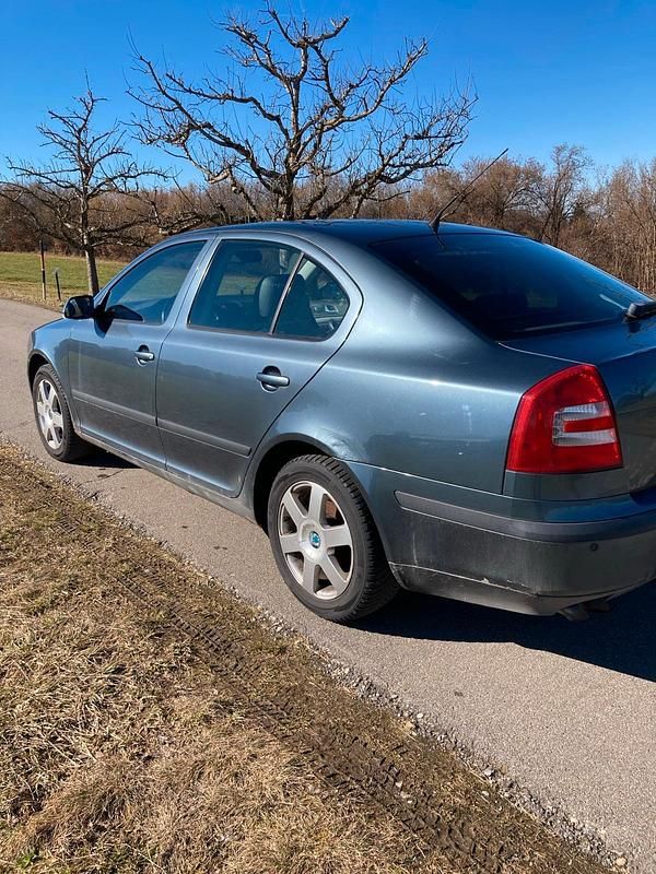 Gebraucht Skoda Octavia 140 PS (102 kW) 2006 Blau Limousine