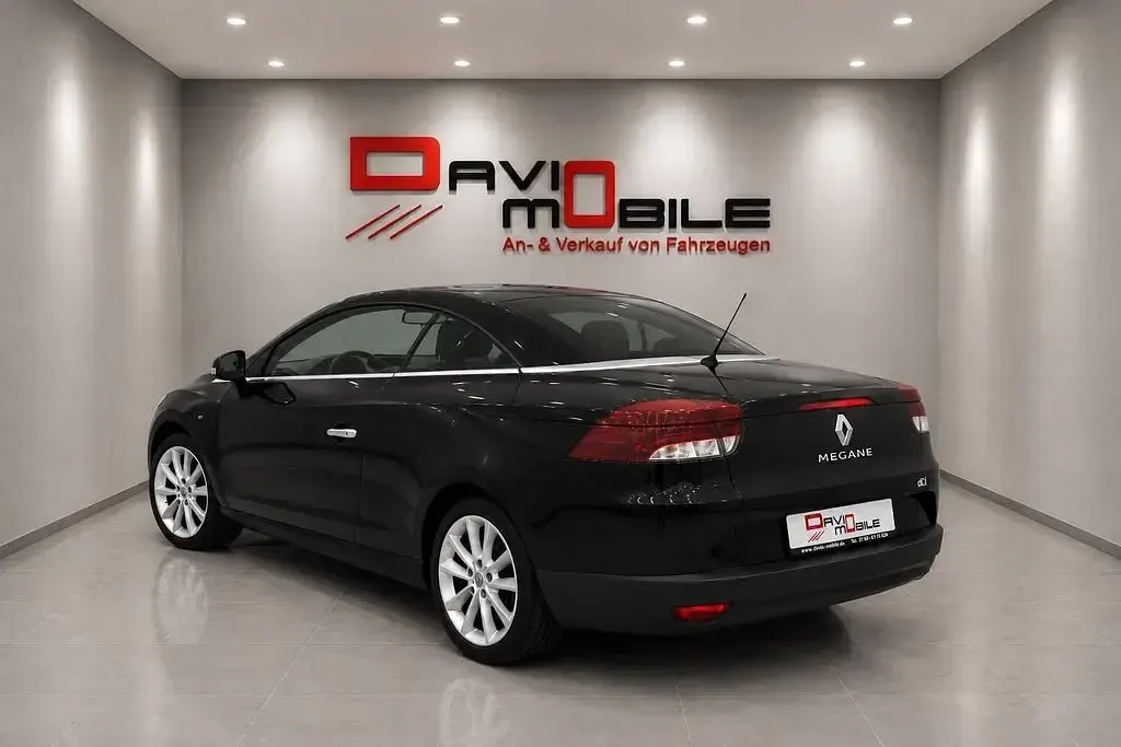 Gebraucht Renault Mégane Cabriolet Dynamique 131 PS (96 kW) 2011 Schwarz Cabrio