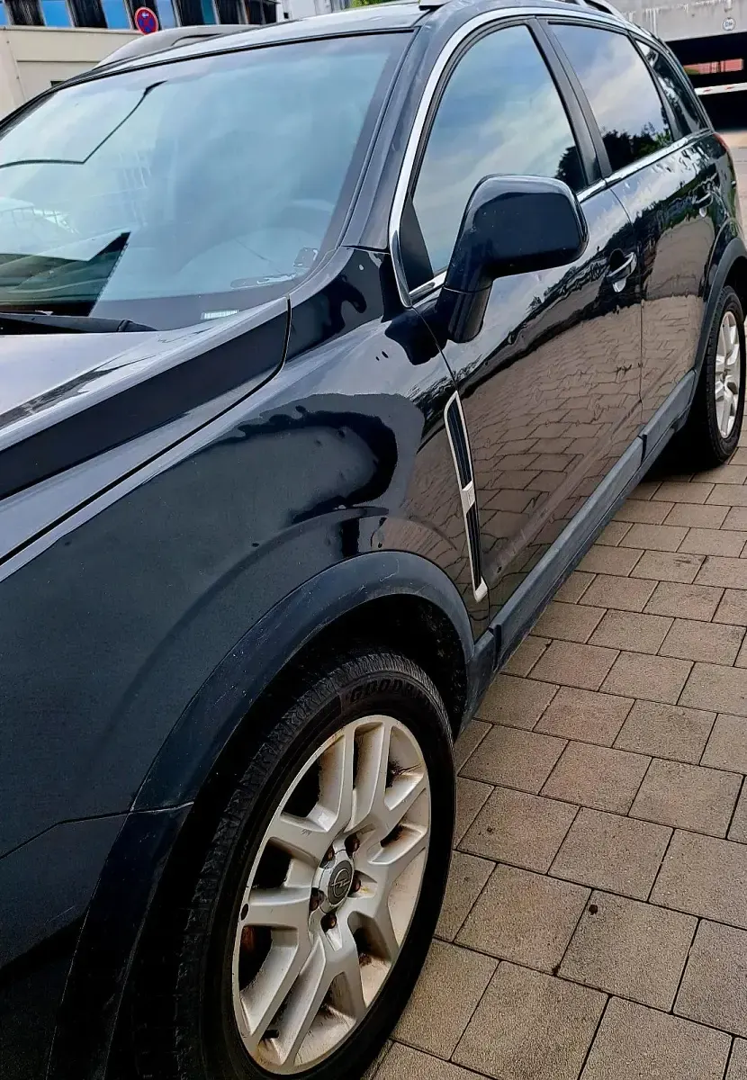 Gebraucht Opel Antara 150 PS (110 kW) 2010 Schwarz SUV