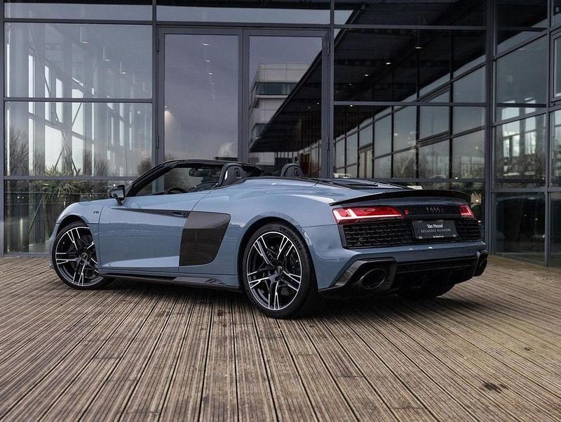 Gebraucht Audi R8 Spyder Performance 620 PS (456 kW) 2024 Grau Cabrio