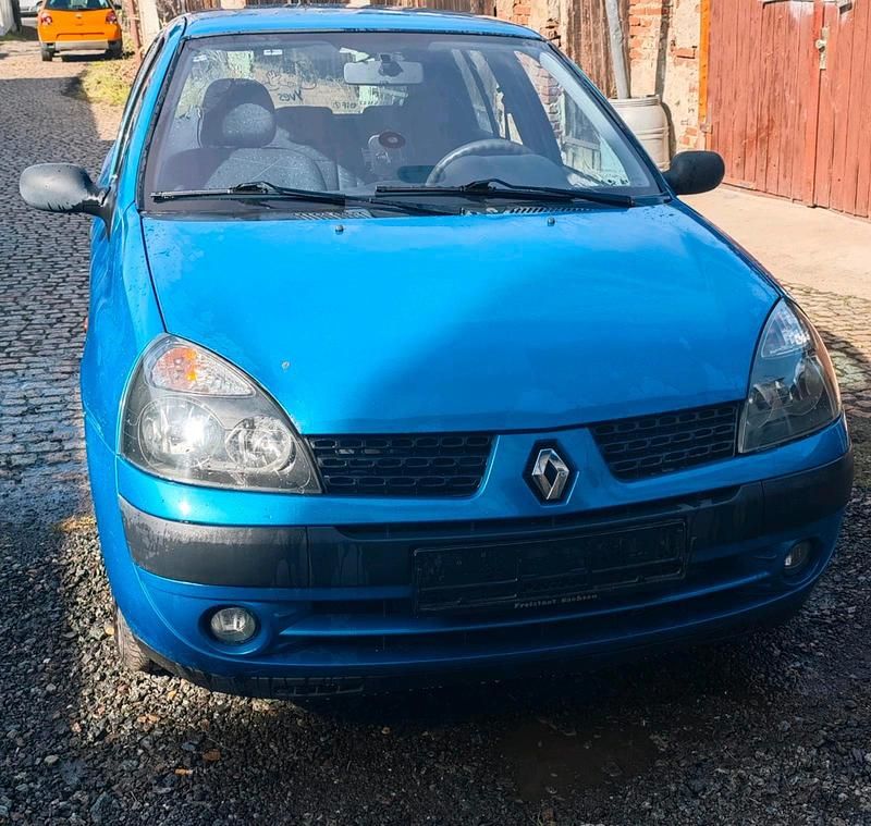 Gebraucht Renault Clio II 75 PS (55 kW) 2002 Blau Kleinwagen